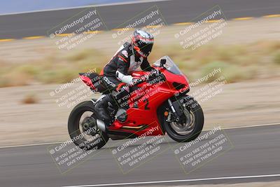 media/Sep-10-2022-SoCal Trackdays (Sat) [[a5bf35bb4a]]/Bowl Exit (1120am)/